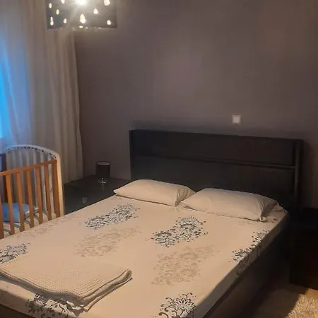 Διαμέρισμα Eleana *